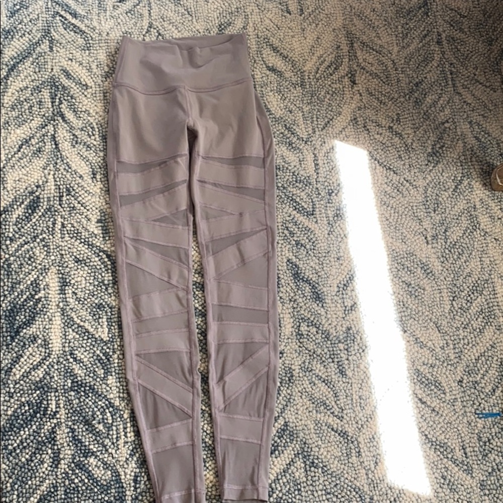 GREY LULU LEMON LEGGINGS HIGH WAISTED🤩🤩